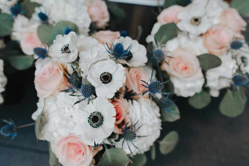 white and blush wedding bouquets